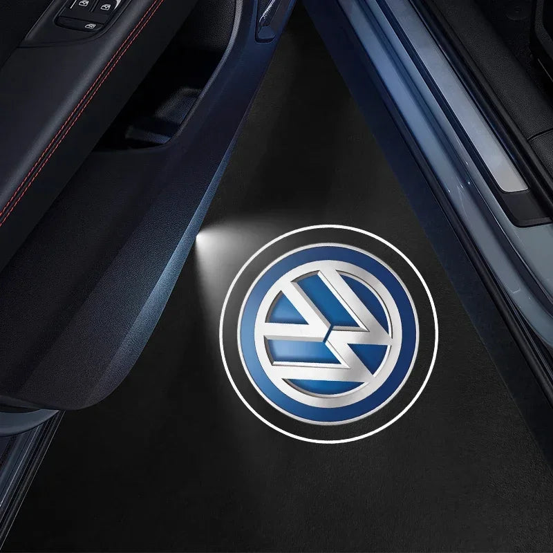 Luz de Bienvenida LED con Logo Proyector – “Ghost Shadow” para Puertas de Coche Volkswagen
